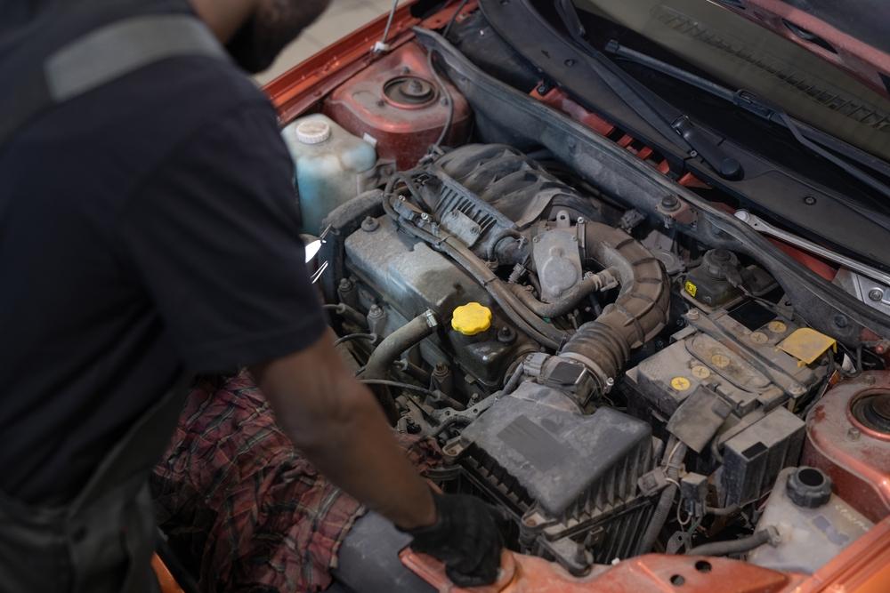 Can I Sue the Mechanic of an Auto Repair Shop for Negligence?